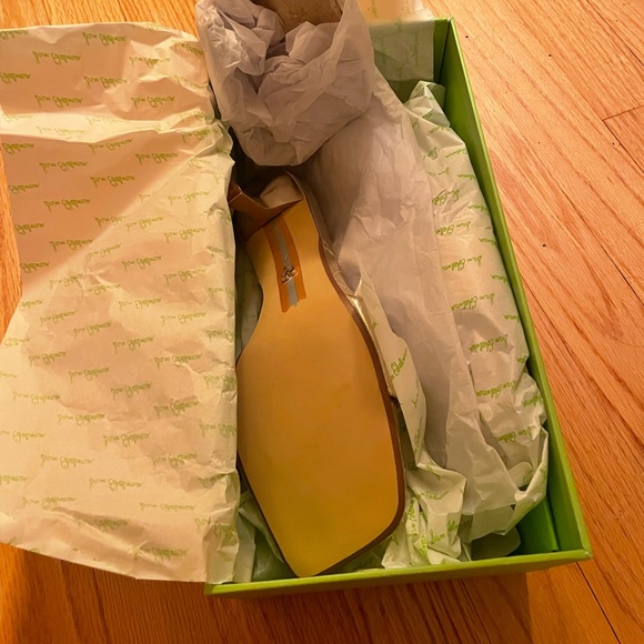 Sam Edelman Starla Mule Heel NWT NIB gold leather pillow heel - Picture 4 of 6